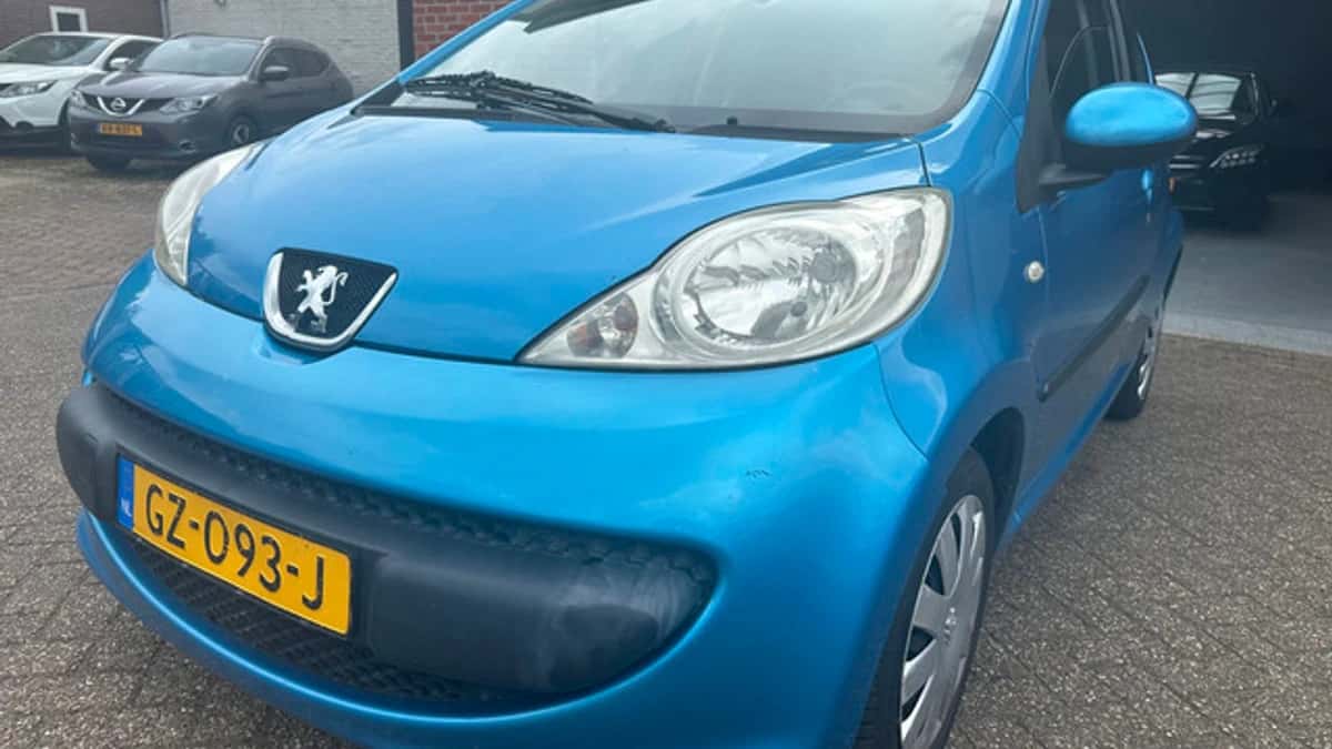 Peugeot 107 (2006) — foto 1