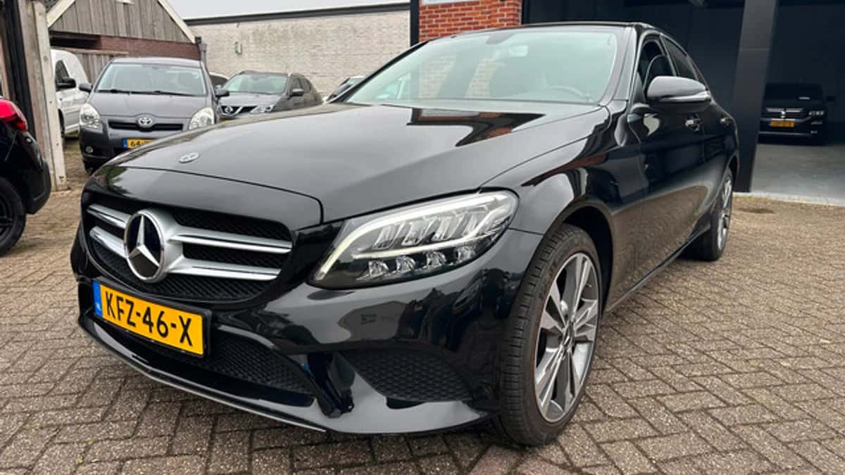 Mercedes-Benz C-Klasse (2019) — foto 1