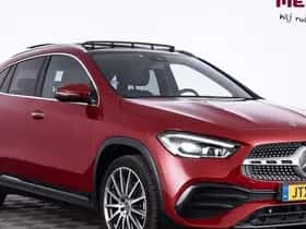 Mercedes-Benz GLA (2022)