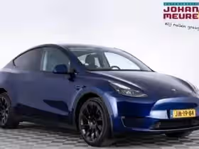 Tesla Model Y (2022)