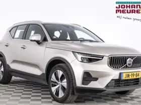 Volvo XC40 (2023)
