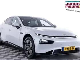 XPENG P7 (2023)