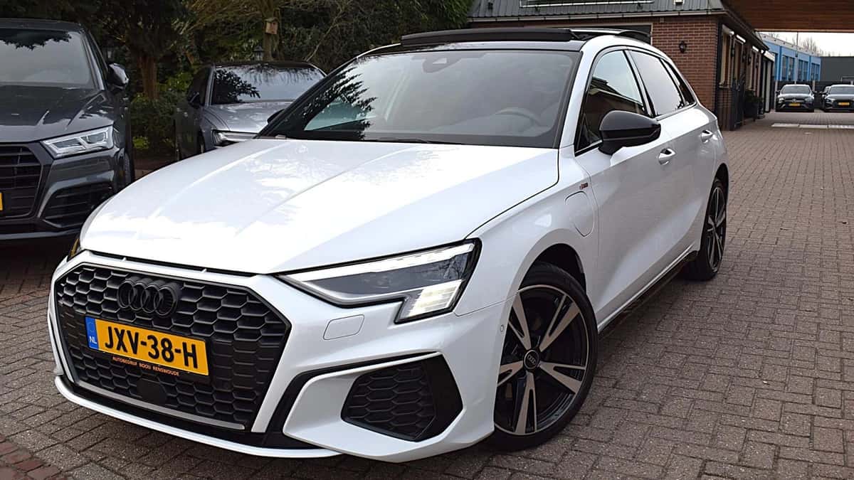 Audi A3 (2021) — foto 1