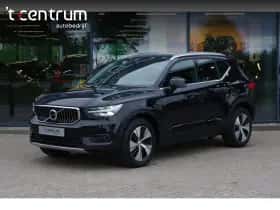 Volvo XC40 (2022)
