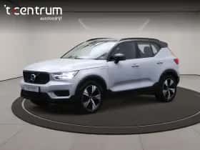 Volvo XC40 (2022)