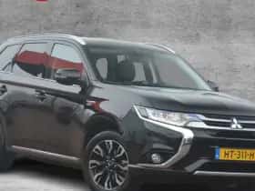 Mitsubishi Outlander (2015)