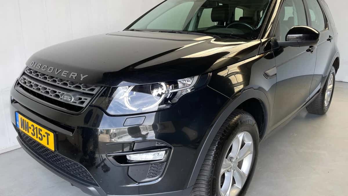 Land Rover Discovery Sport (2017) — foto 1