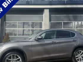 Alfa-romeo Stelvio (2017)