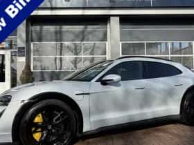 Porsche Taycan (2022)