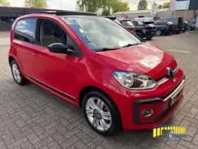 Volkswagen Up! (2017)