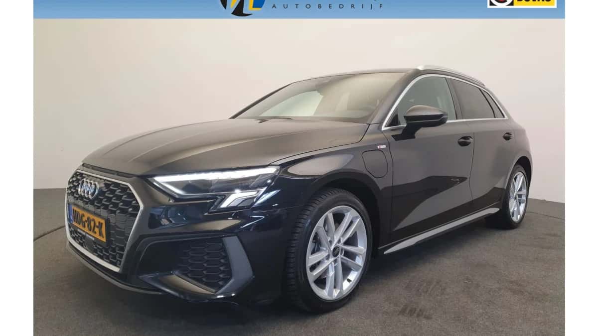 Audi A3 (2023) — foto 1