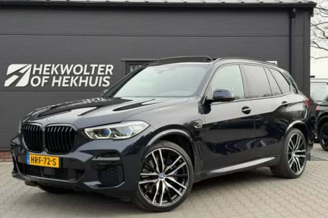 BMW X5 (2022)