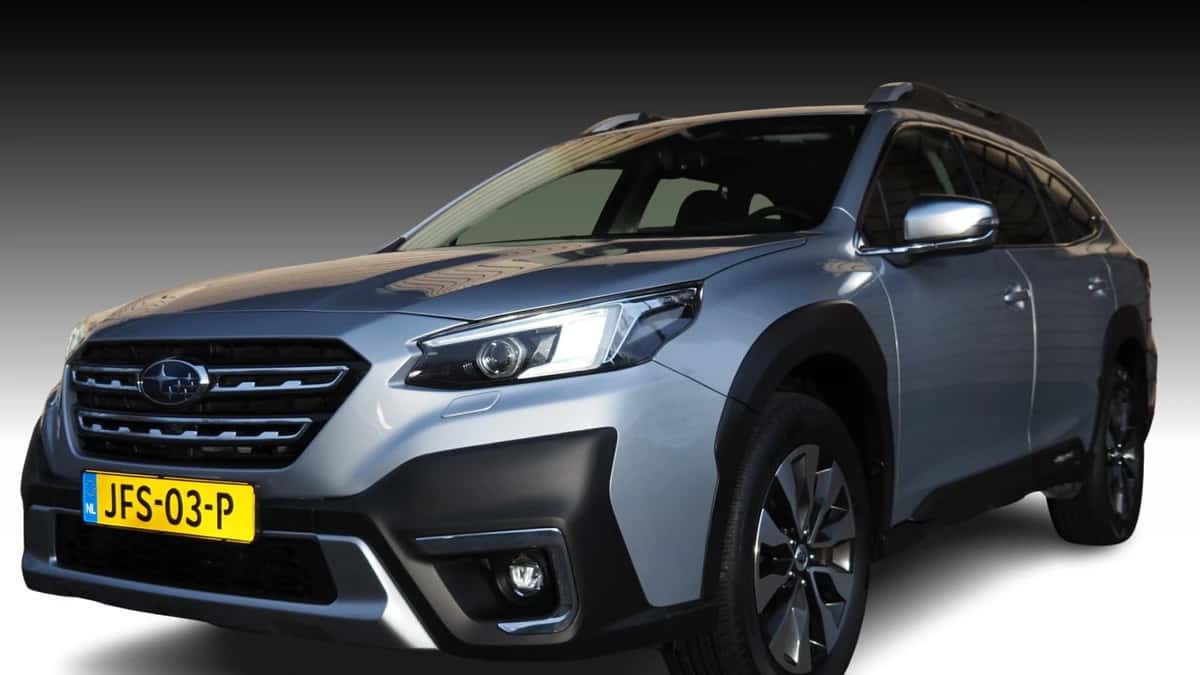 Subaru Outback (2023) — foto 1