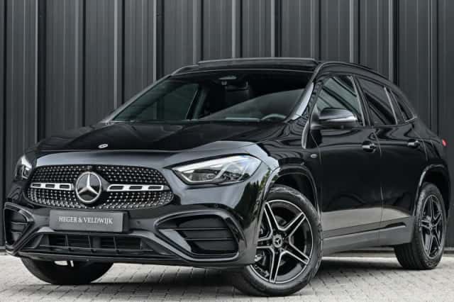 Mercedes-Benz GLA (2025)