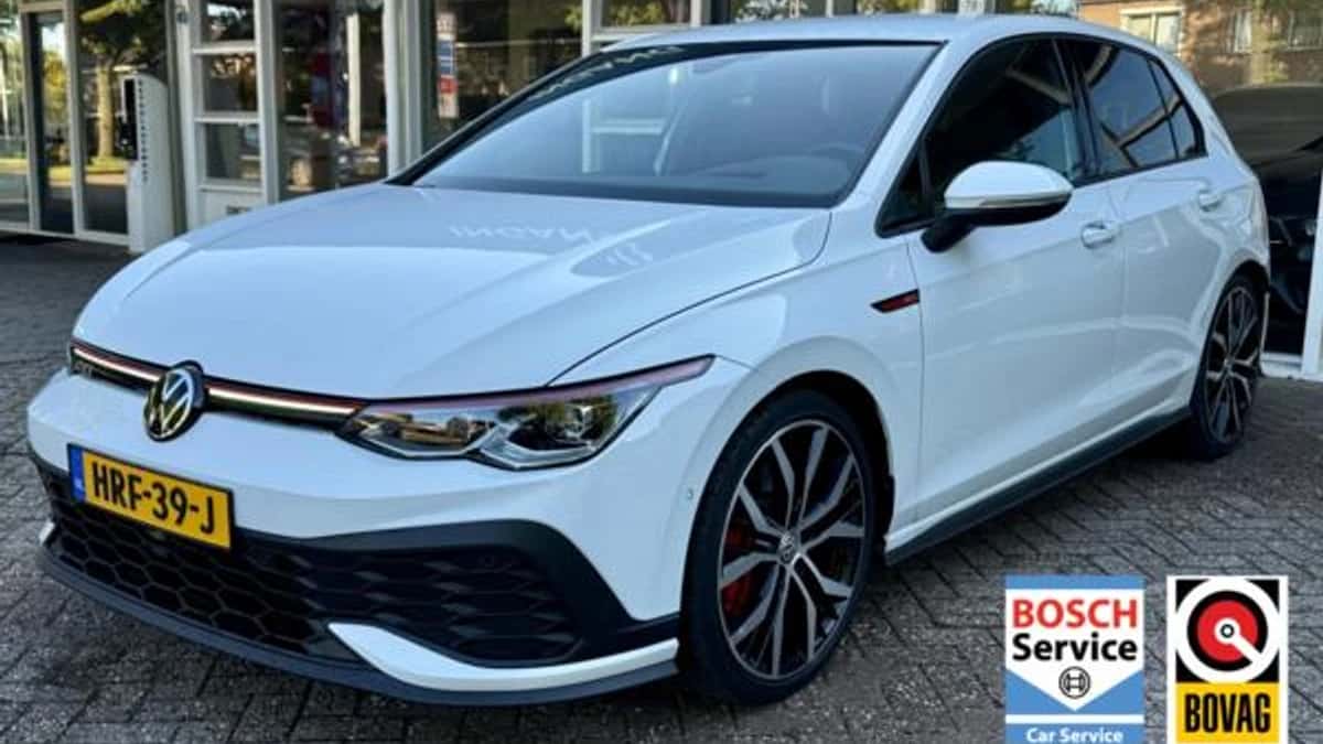Volkswagen Golf (2025) — foto 1