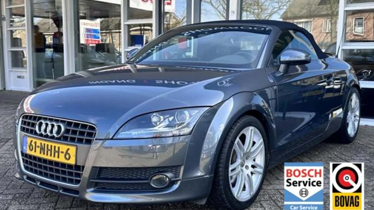 Audi TT (2010) — foto 1