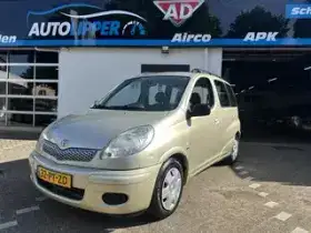 Toyota Yaris (2004)