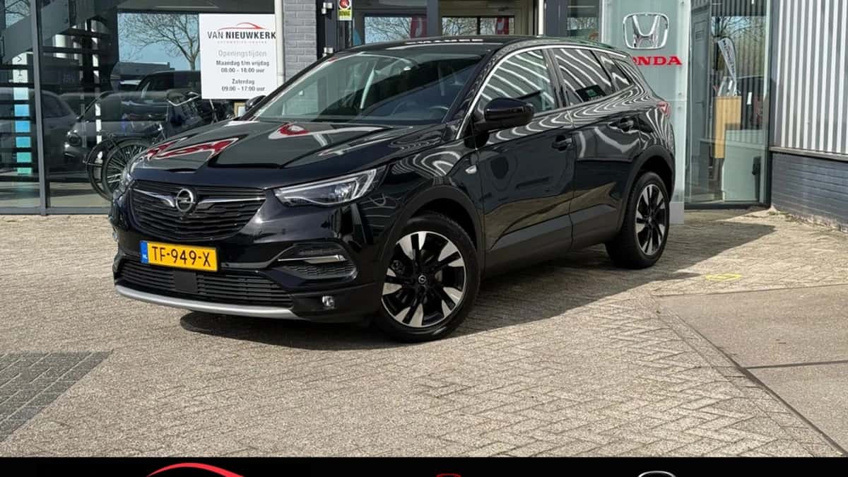 Opel Grandland (2018) — foto 1