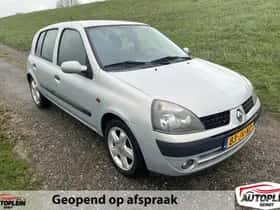 Renault Clio (2002)