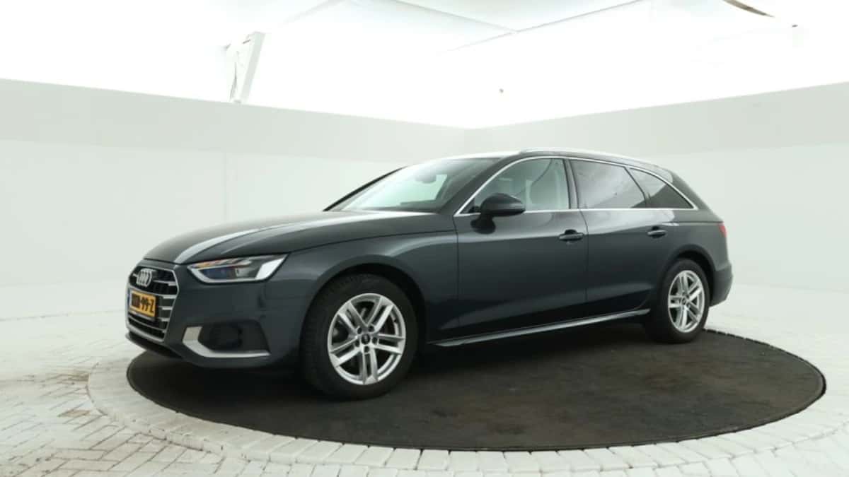 Audi A4 (2021) — foto 1