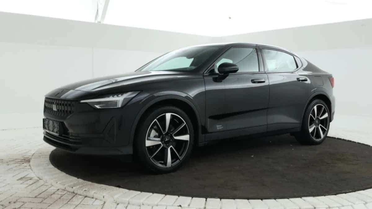 Polestar 2 (2023) — foto 1
