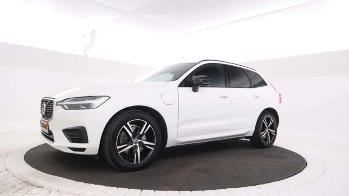 Volvo XC60 (2020) — foto 1