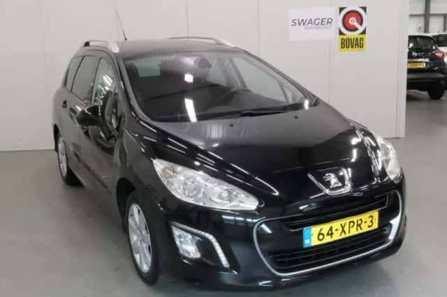 Peugeot 308 (2011)