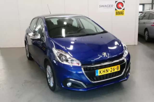 Peugeot 208 (2017)