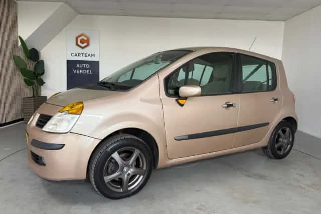 Renault Modus (2005)