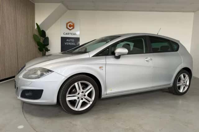 SEAT Leon (2012)