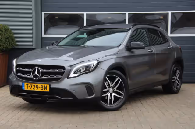 Mercedes-Benz GLA (2017)