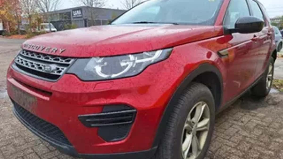 Land Rover Discovery Sport (2016) — foto 1