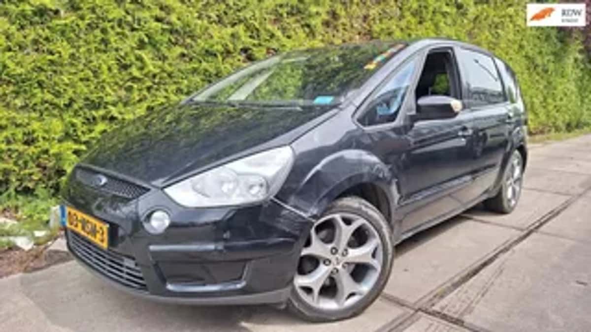 Ford S-Max (2009) — foto 1