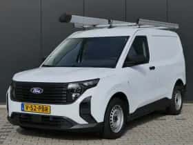 Ford Transit Courier (2024)