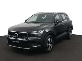 Volvo XC40 (2022)