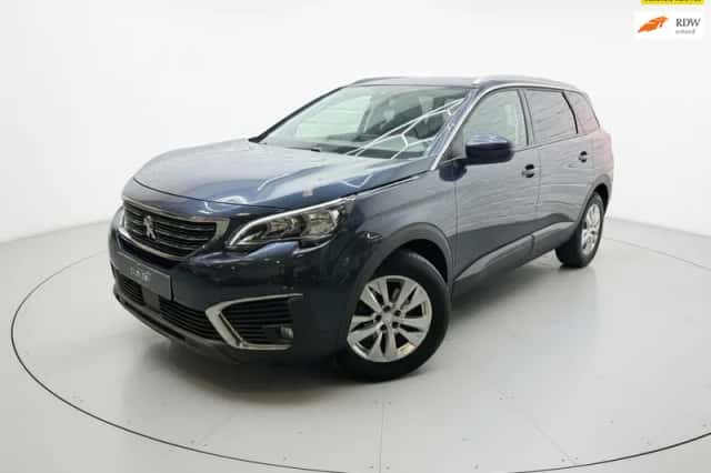 Peugeot 5008 (2017)