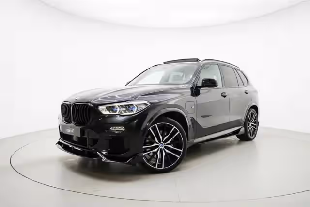 BMW X5 (2021)
