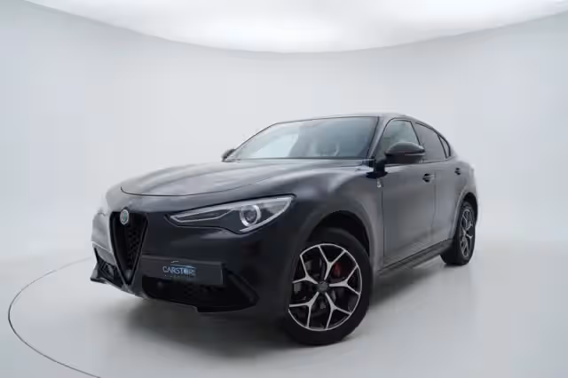 Alfa Romeo Stelvio (2018)
