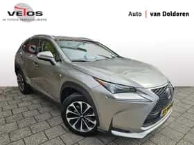 Lexus NX (2016)