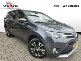 Toyota RAV4 (2015)