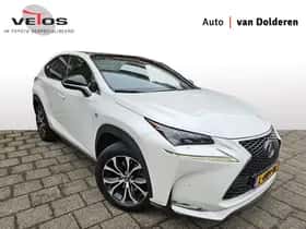 Lexus NX (2016)