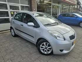 Toyota Yaris (2006)