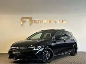 Volkswagen Golf (2023)