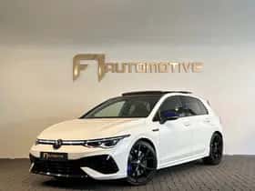 Volkswagen Golf (2023)