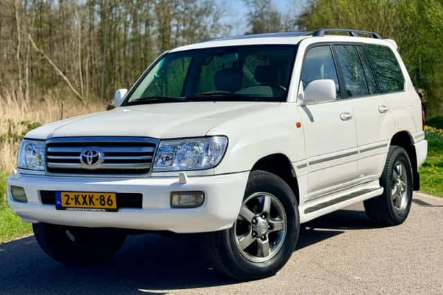 Toyota Land Cruiser100 (2005)