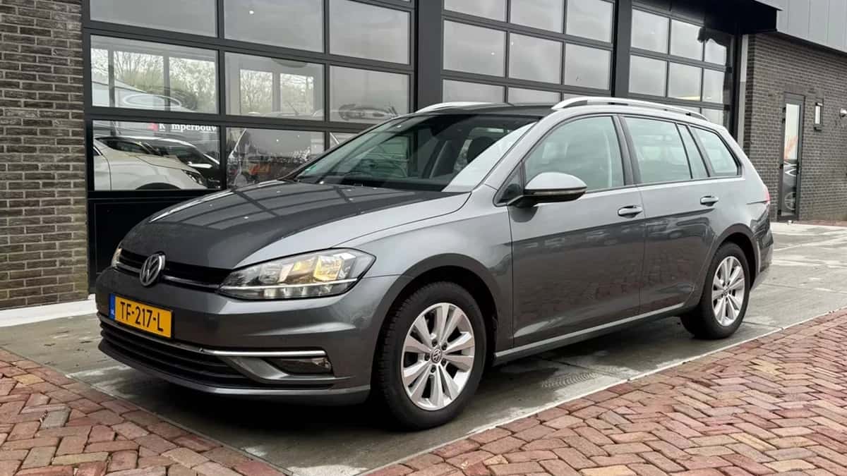 Volkswagen Golf (2018) — foto 1