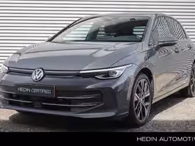 Volkswagen Golf (2024)