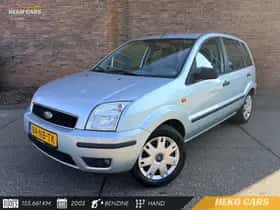 Ford Fusion (2003)