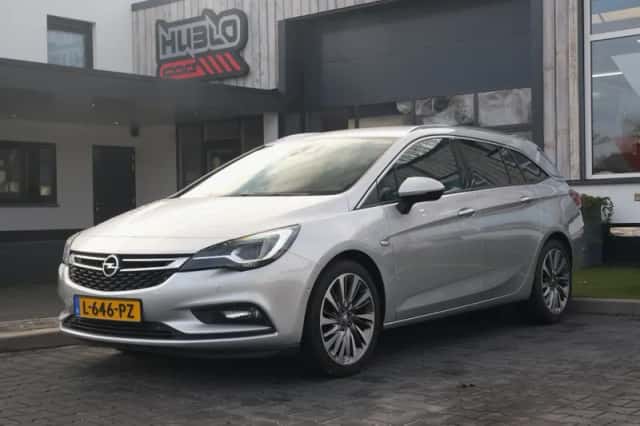 Opel Astra (2016)