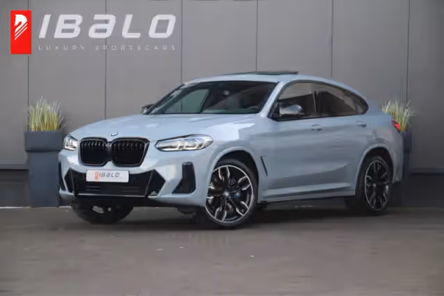 BMW X4 (2023)